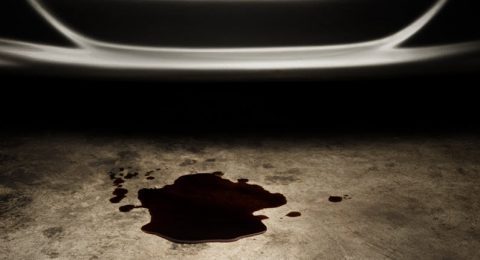5 Reasons Why Your Mercedes Engine is Leaking Oil